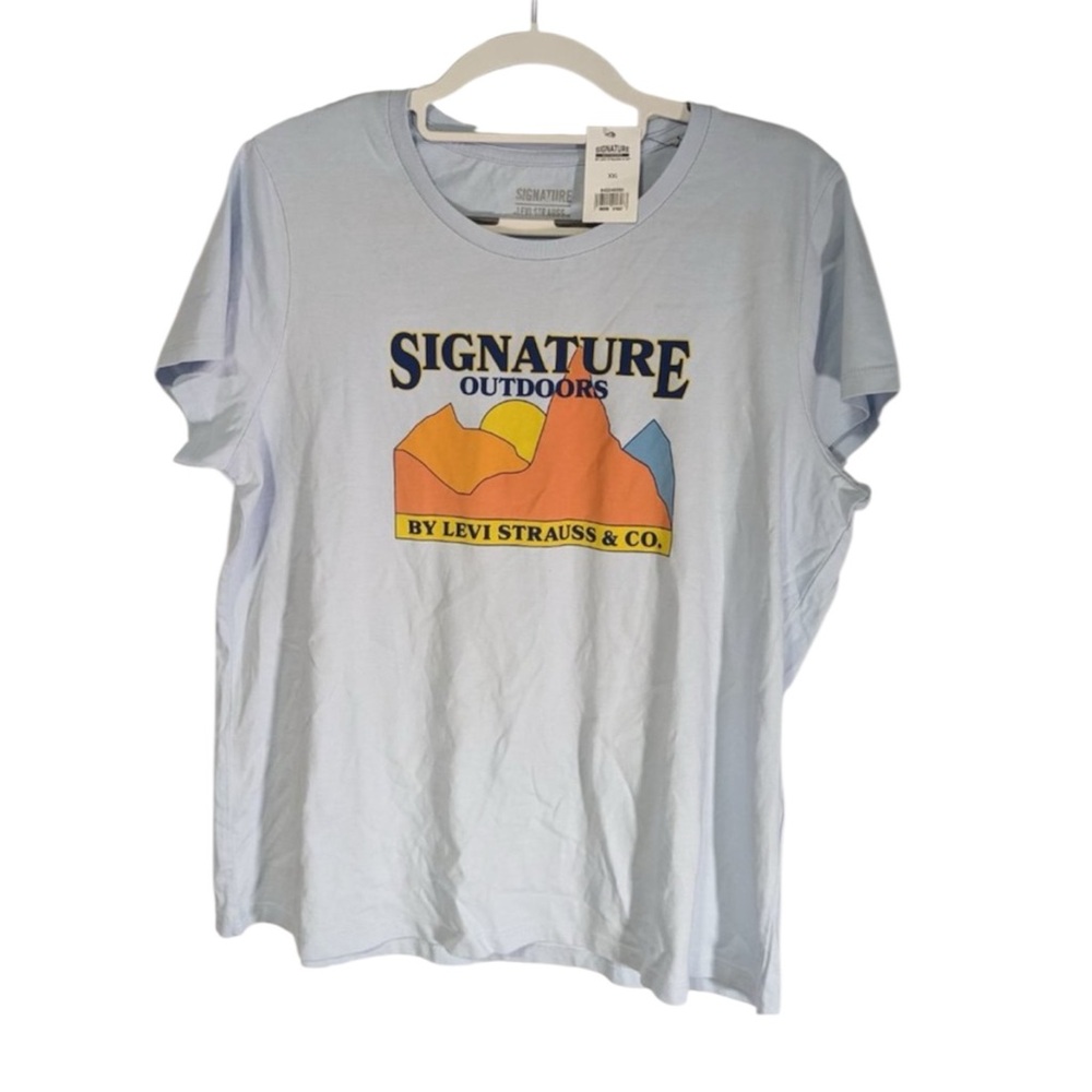Signature by Levi Strauss Outdoors T-shirt NWT